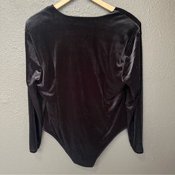 Banana republic velvet bodysuit - Picture 7 of 12